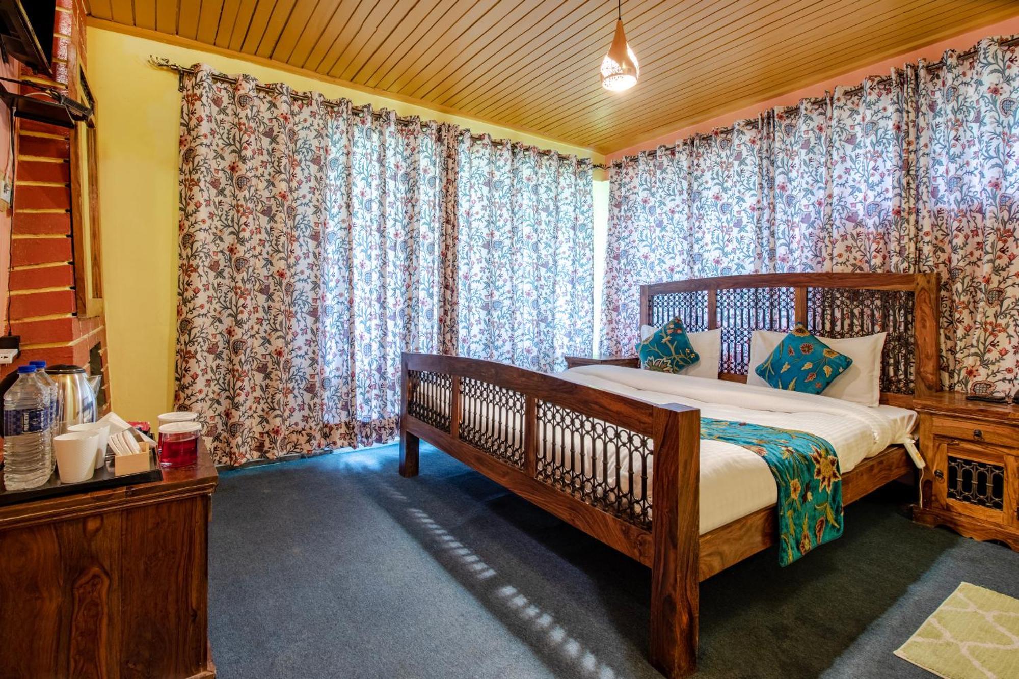Hotel Little Silver Pahalgām Extérieur photo
