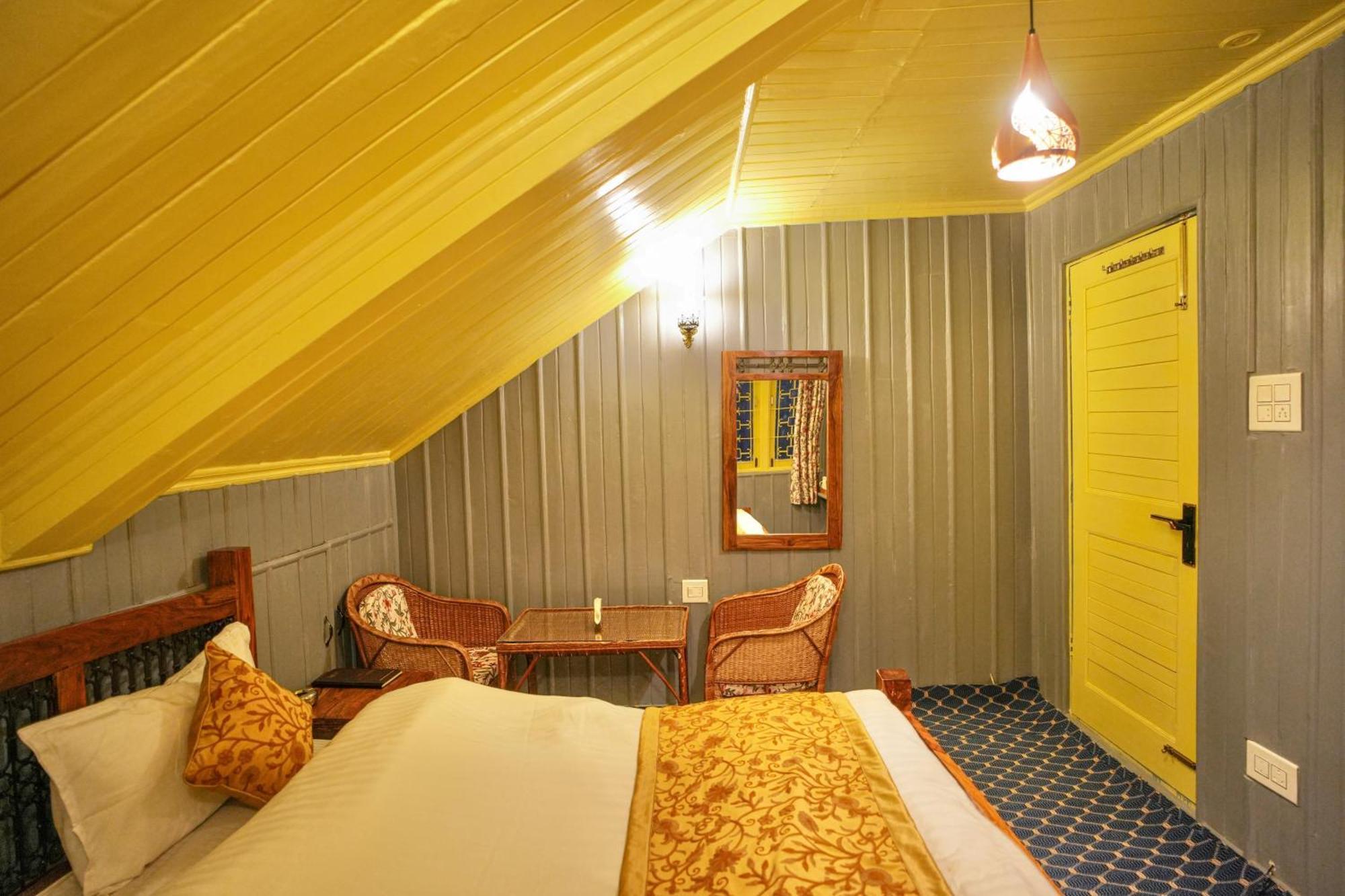 Hotel Little Silver Pahalgām Extérieur photo