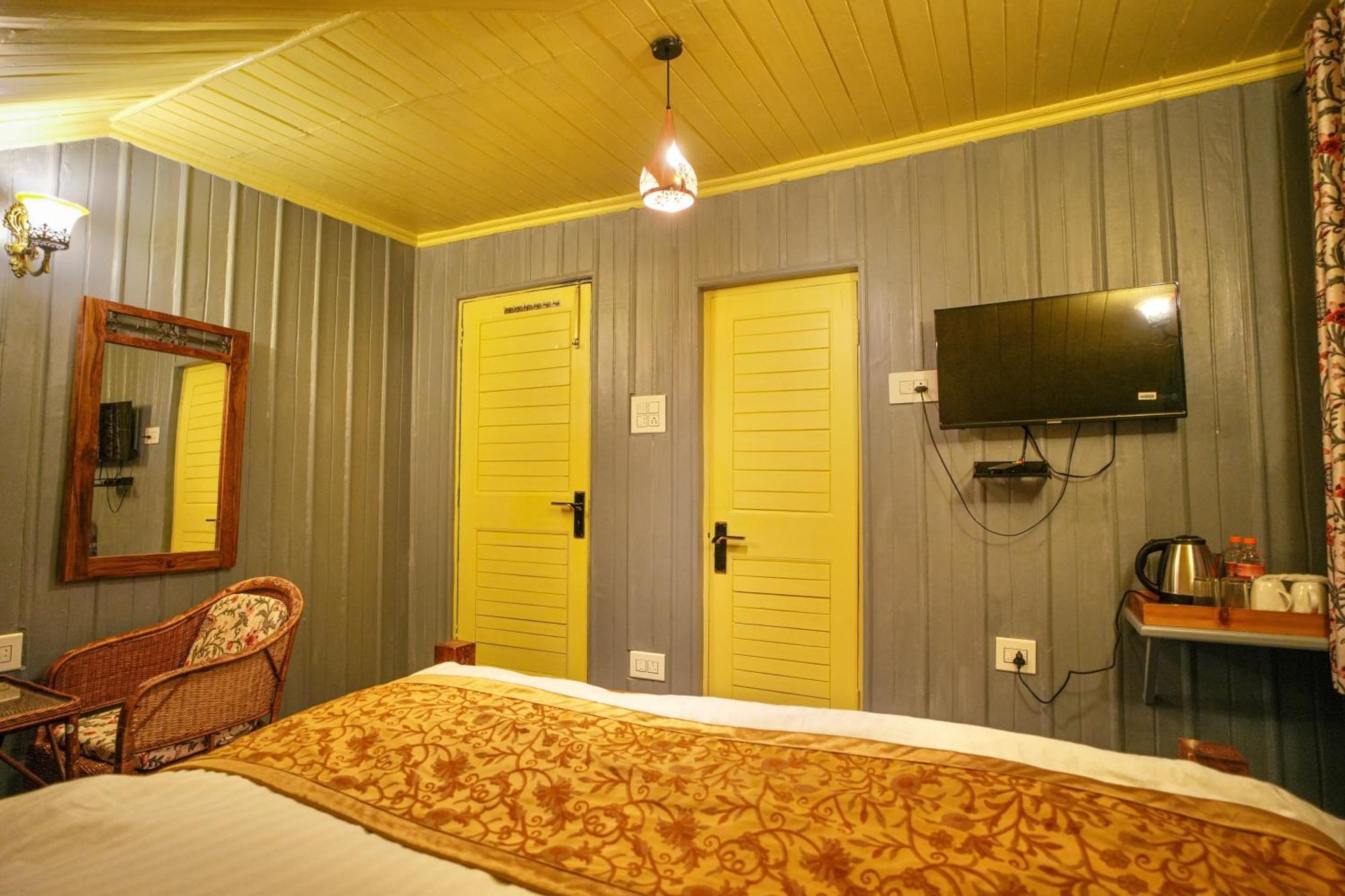 Hotel Little Silver Pahalgām Extérieur photo